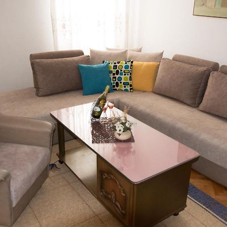 Apartment Elmari Прилеп Екстериор снимка