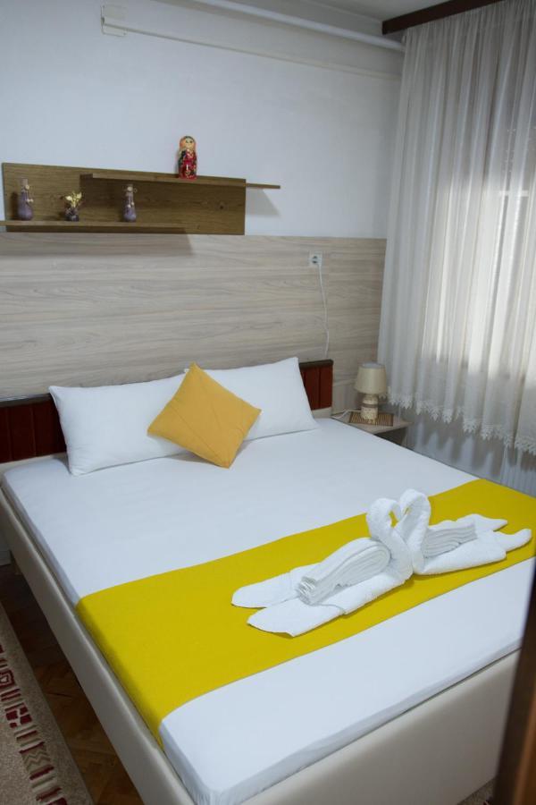 Apartment Elmari Прилеп Екстериор снимка